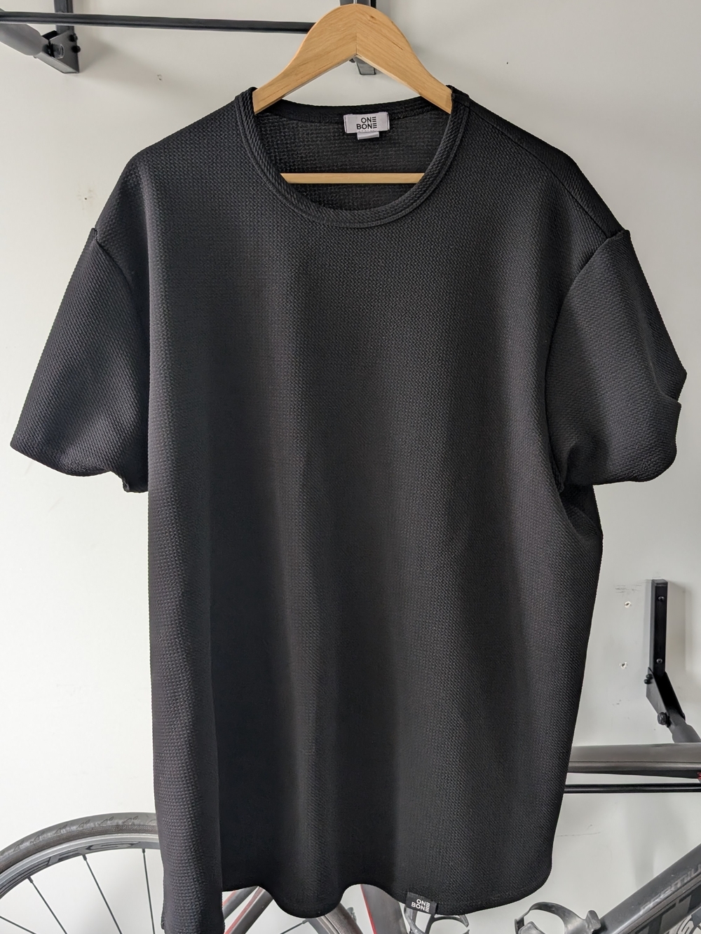 One Bone  Black Textured Crew Neck Short Sleeve Shirt - Size 1, Roughly 2xl